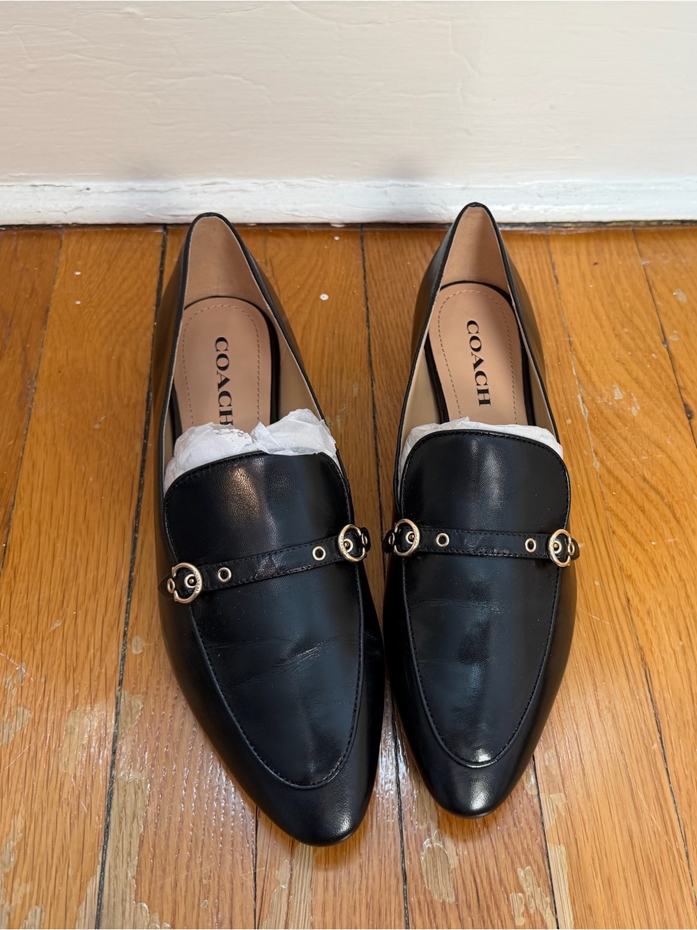 Coach Black Leather Pointed-Toe Loafers with Gold Hardware size 9.5 - Picture 1 of 8
